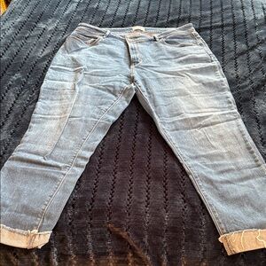 Loft curvy skinny crop jeans🌲